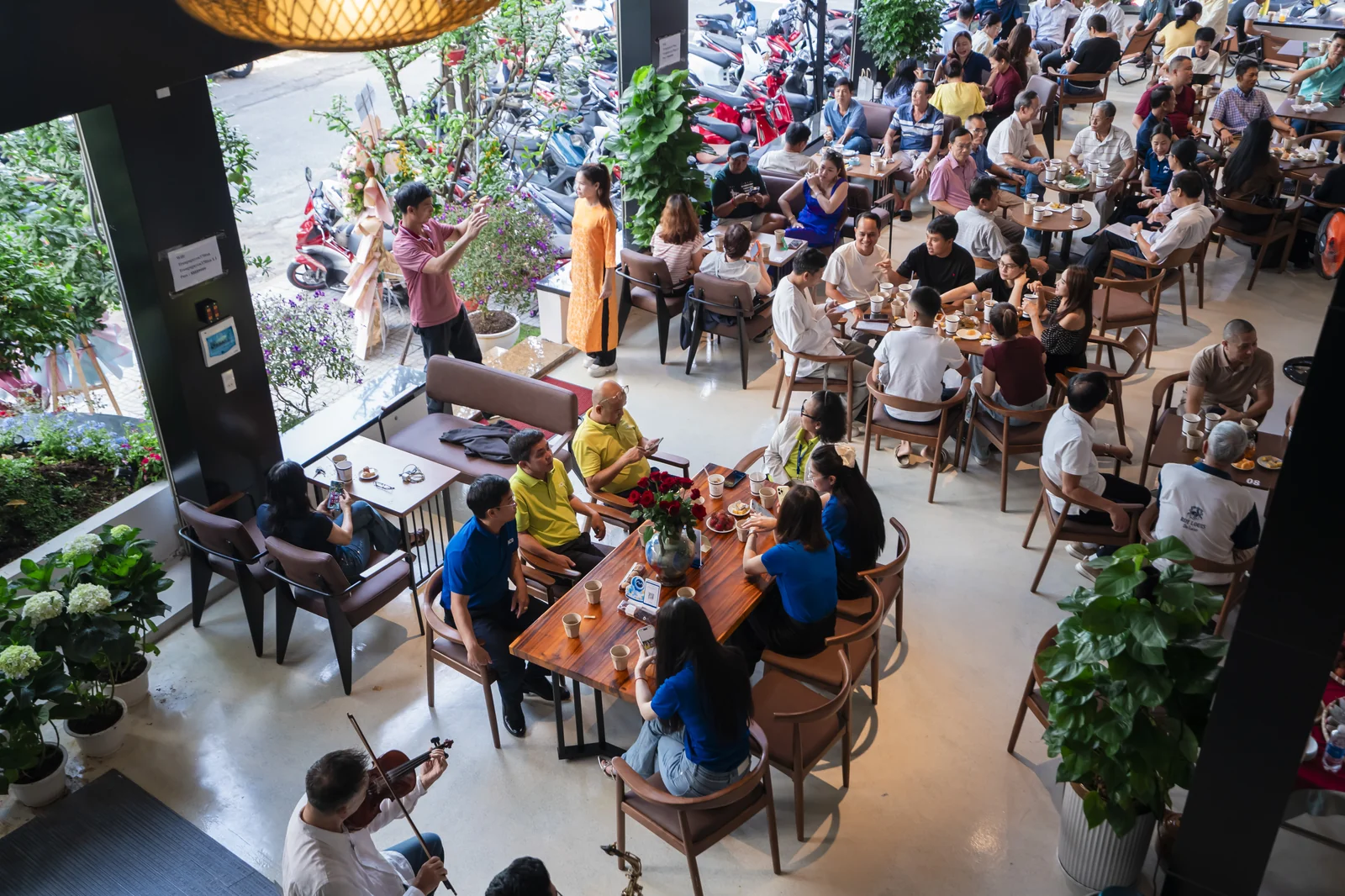 Không gian phòng lạnh tầng trệt