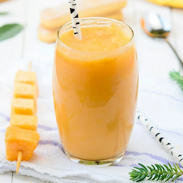 Nước Ép Thơm Hạt Chia